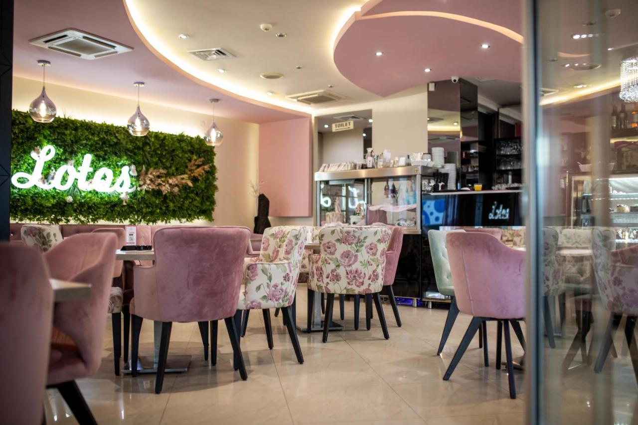 Garni Hotel Lotos Ni Buitenkant foto