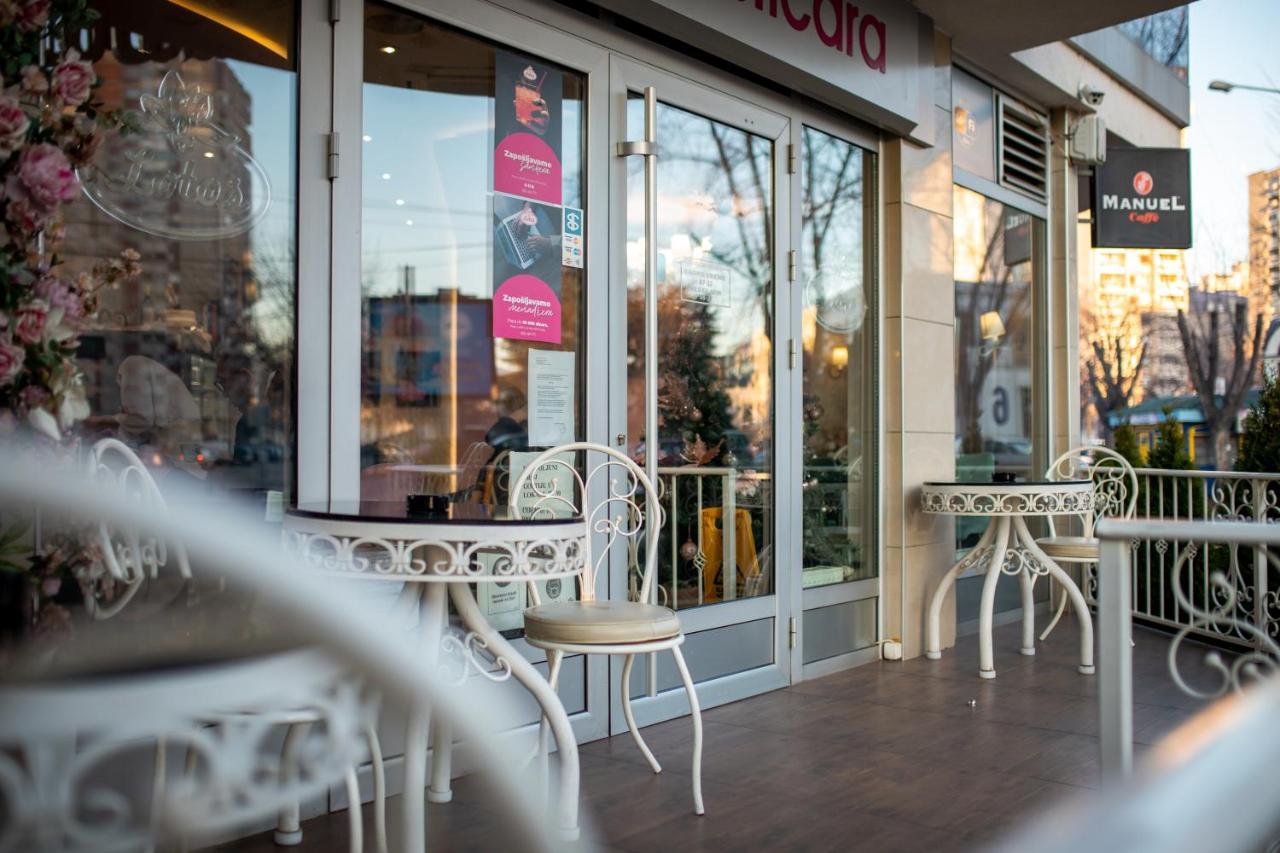 Garni Hotel Lotos Ni Buitenkant foto