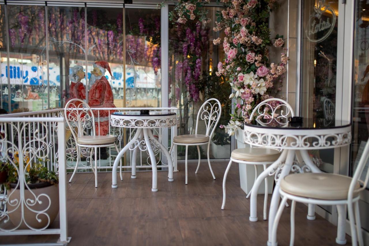 Garni Hotel Lotos Ni Buitenkant foto