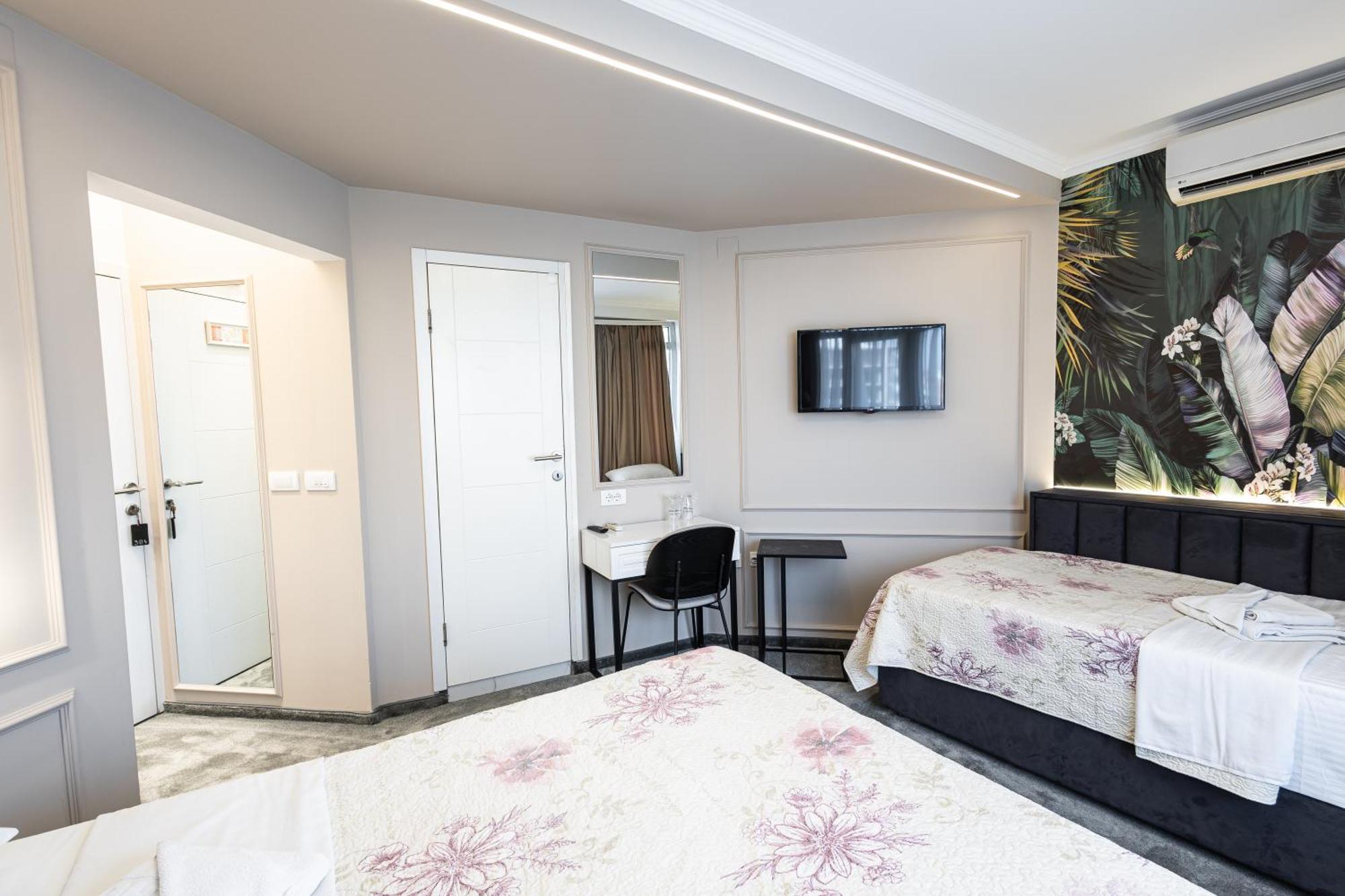 Garni Hotel Lotos Ni Buitenkant foto
