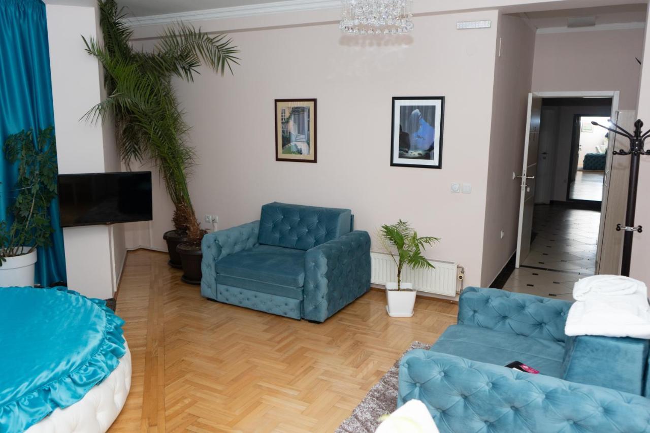 Garni Hotel Lotos Ni Buitenkant foto